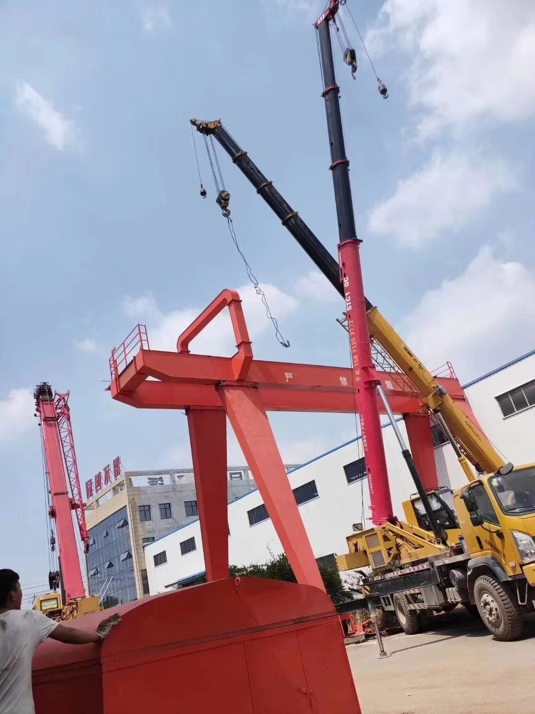 南京雙梁門(mén)式起重機(jī)