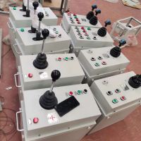 河南圣斯電氣起重機(jī)專(zhuān)用聯(lián)動(dòng)臺(tái)