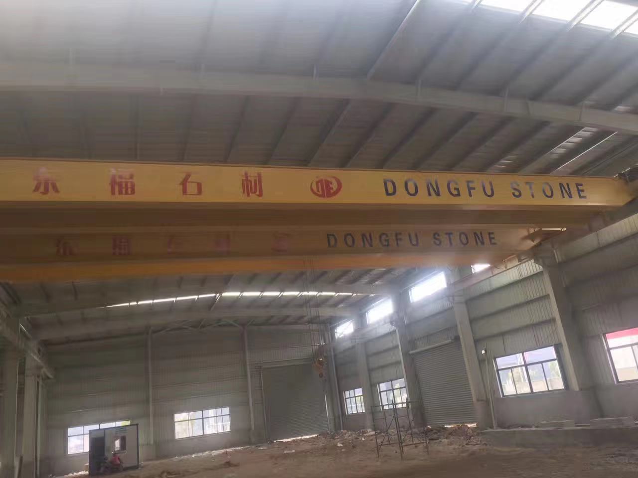 江蘇南通橋式起重機安裝現(xiàn)場