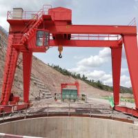 襄陽(yáng)市雙主梁門式起重機(jī)